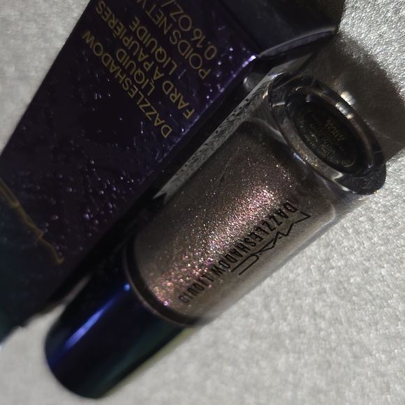 ❇️🧚♀️MAGIC SCALE MAC RARE Dazzleshadow Eyeshadow NWT - Picture 6 of 6